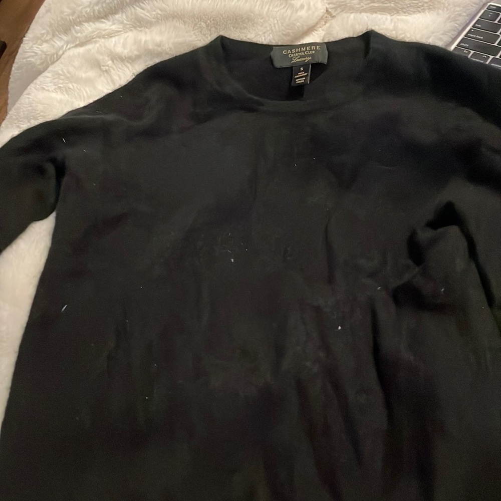 100% black cashmere sweater, size small